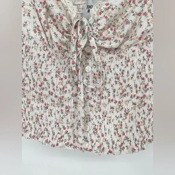 Princess Polly Floral Smocked Linen Blend Keyhole Top Size 4 - Picture 5 of 6